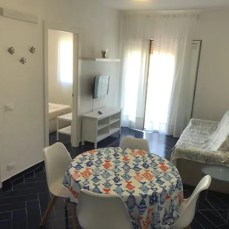 Playa 54 كاستيلاّماري ديل غو