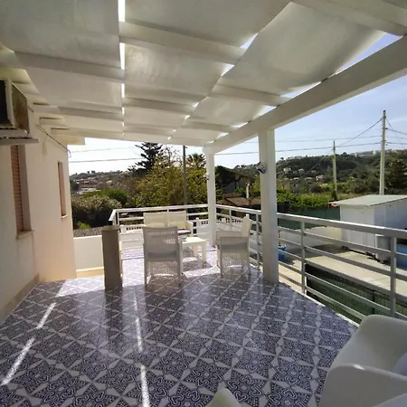 Playa 54 * كاستيلاّماري ديل غو